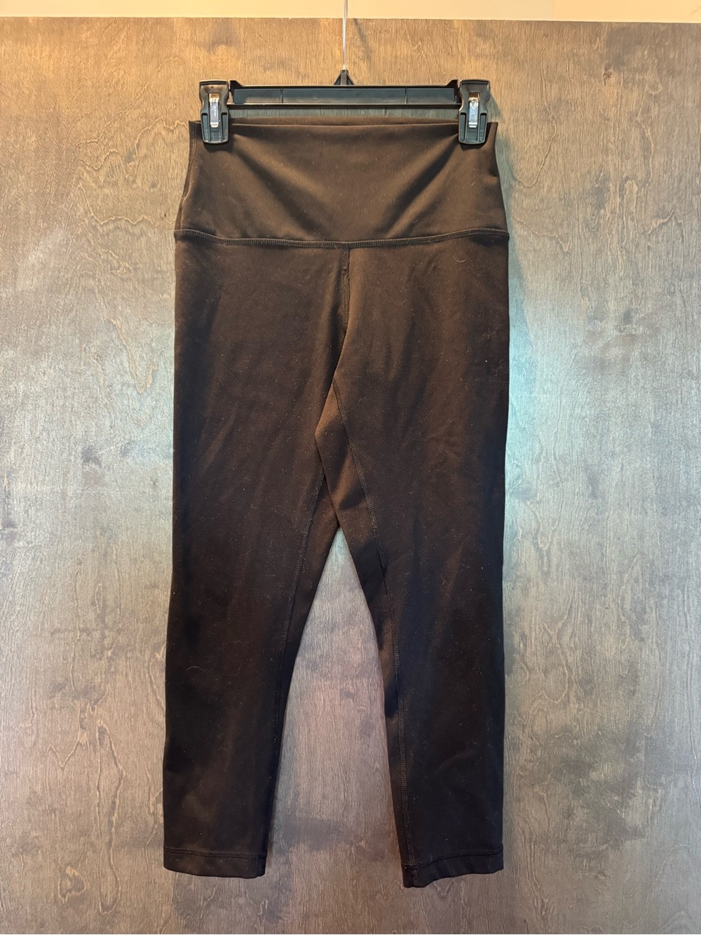 Black Mid-calf Capri Leggings